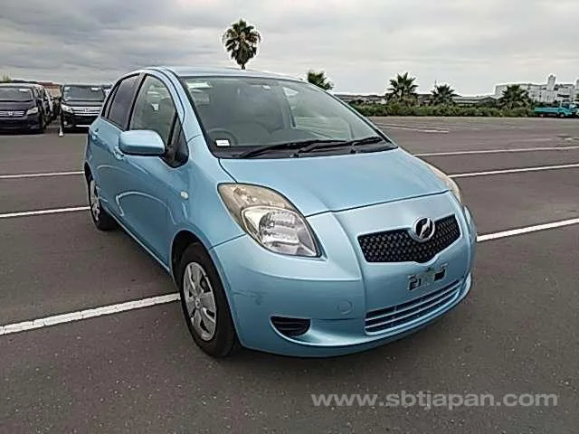 TOYOTA VITZ