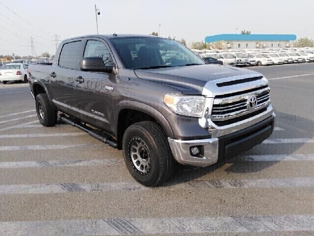 TOYOTA TUNDRA