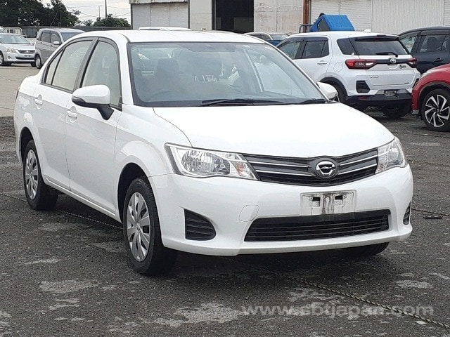 toyota corolla axio