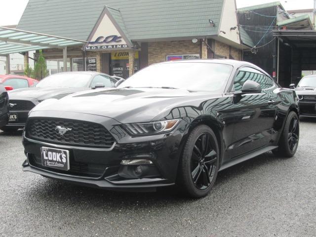 FORD MUSTANG